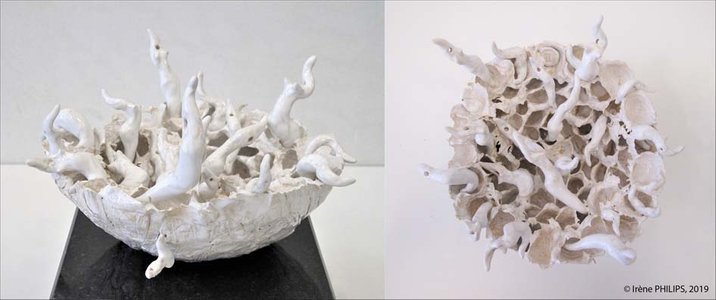 Irène Philips - THE NOSTALGIA OF THE ORIGINS - Ceramic: white clay, white enamel, 15 x 25 cm, firing 1100°, 2019